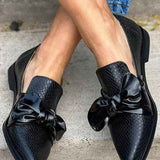 Francesca™ | Mocassino nero con fiocco lucido