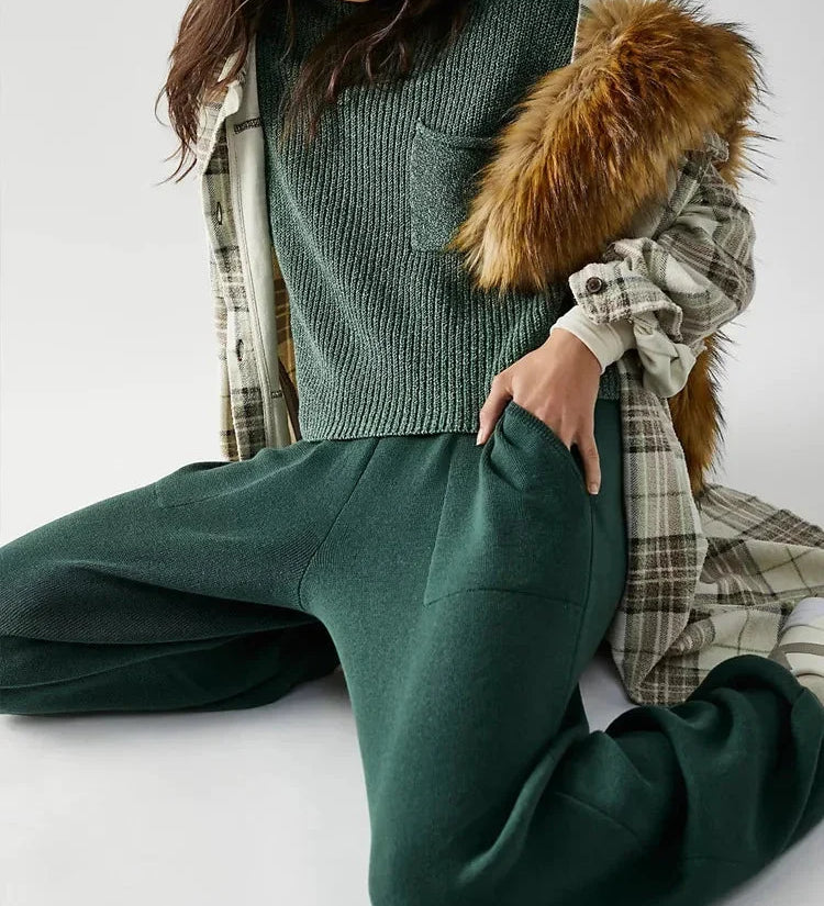 Top in maglia a coste da donna a maniche corte – camicia dal taglio rilassato con collo a lupetto, ideale per l’ufficio e il tempo libero