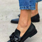 Francesca™ | Mocassino nero con fiocco lucido