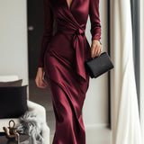 Abito Femminile Scollo V – Con Cintura, Adatto per Occasioni Festive