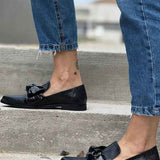 Francesca™ | Mocassino nero con fiocco lucido