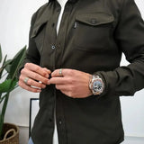Camicia da uomo con bottoni eleganti e di qualità