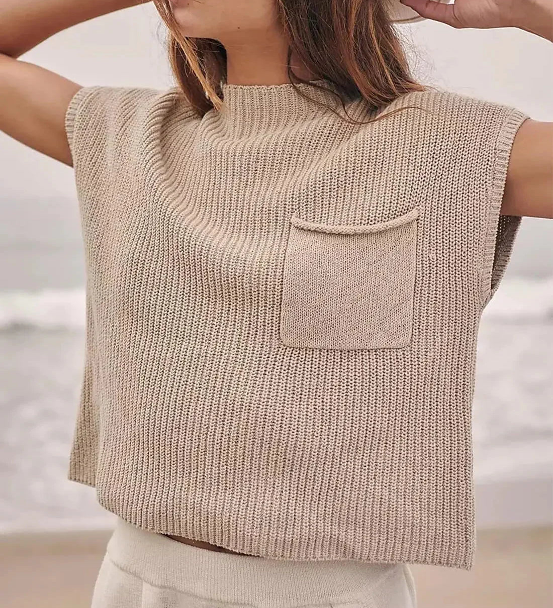 Top in maglia a coste da donna a maniche corte – camicia dal taglio rilassato con collo a lupetto, ideale per l’ufficio e il tempo libero