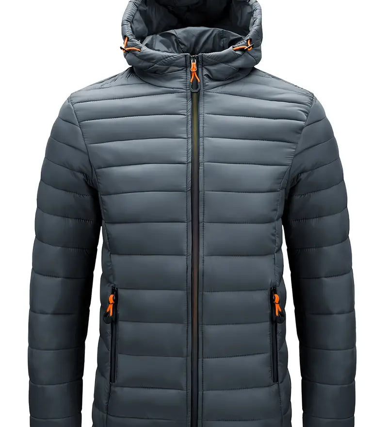Carla™ | Piumino con cappuccio e zip frontale