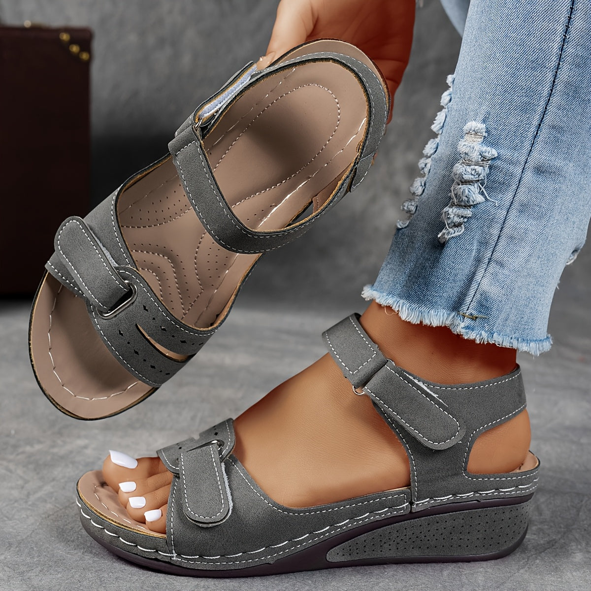Ilaria™ | Sandalo con zeppa e cinturini regolabili