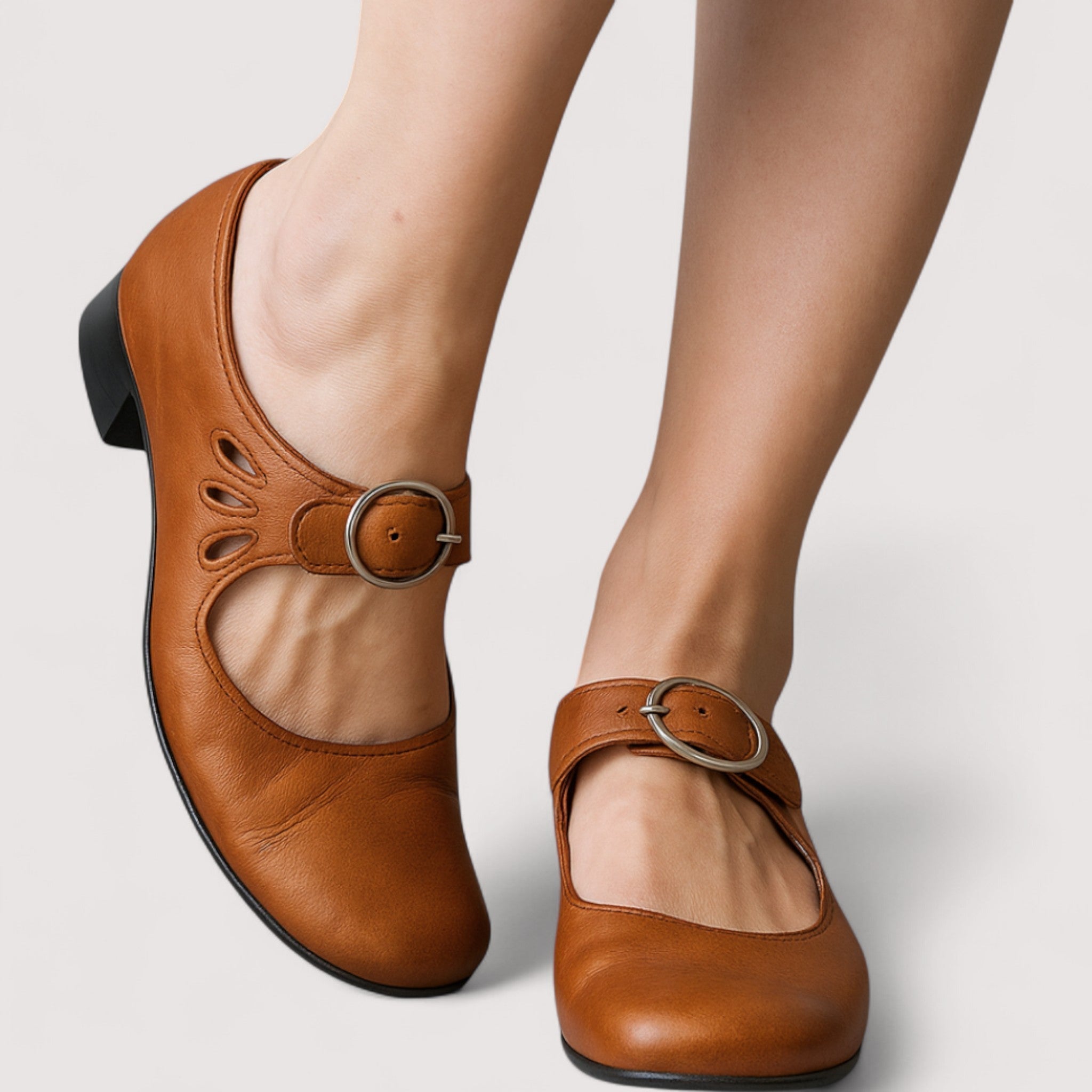 Noemi™ | Décolleté Mary Jane con cinturino