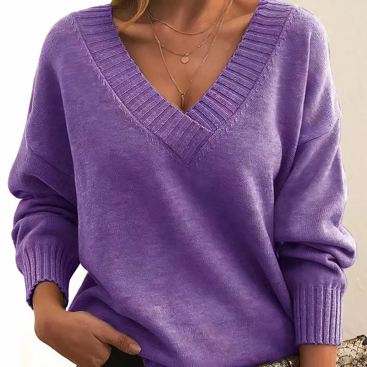 Maglione da donna in cashmere con scollo a V e maniche a palloncino morbide