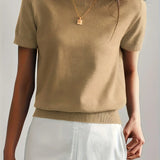 Maglione da donna in maglia fine con maniche corte e bordi a coste