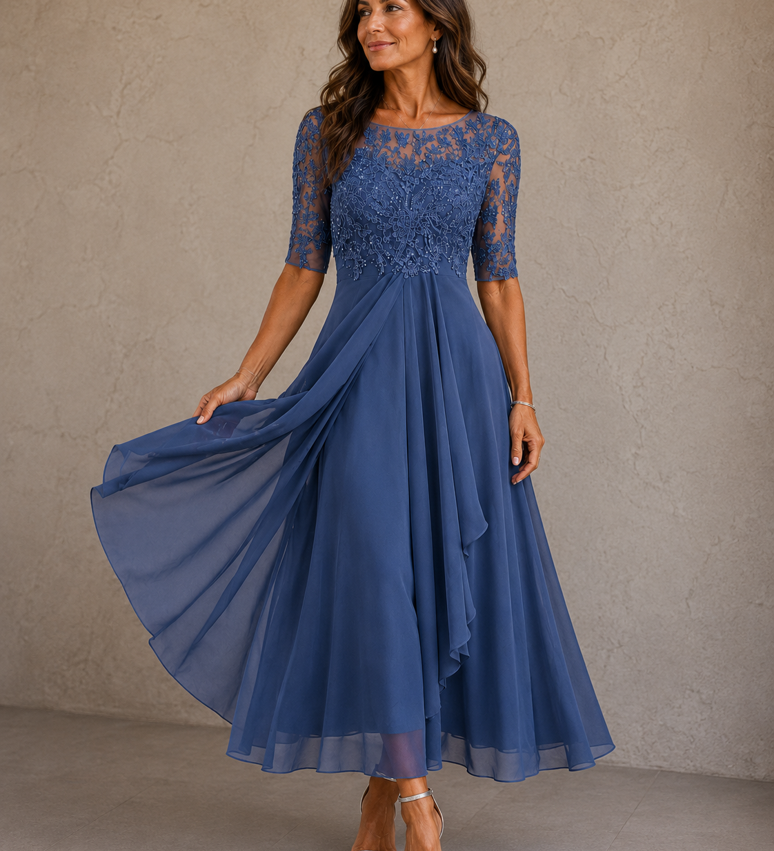 Maria – Abito in Pizzo e Chiffon