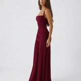 Enni – Abito Maxy Plissettato con Scollo Quadrato