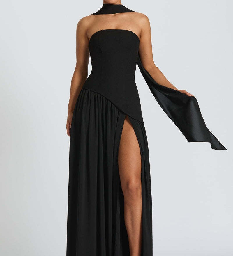 Beata – Abito Lungo Elegante