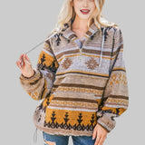 Felpa con cappuccio da donna | Motivo etnico e colletto con mezza zip