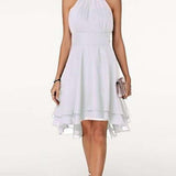 Abito da cocktail da donna a trapezio, lunghezza al ginocchio - con scollo all'americana e volant in chiffon, senza maniche, stile festa