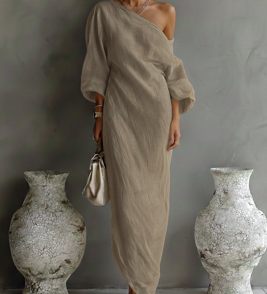 Abito lungo donna | Design monospalla con maniche a volume