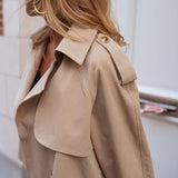 Elegante trench corto da donna – Cappotto doppiopetto