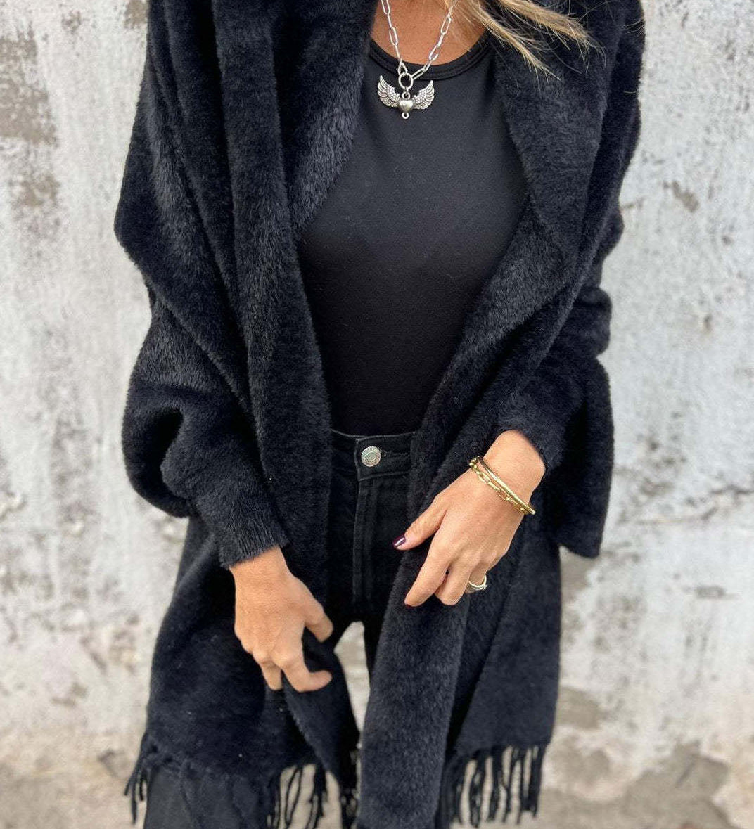 Cardigan da donna in maglia soffice con frange – Strato morbido aperto sul davanti per le stagioni più fresche