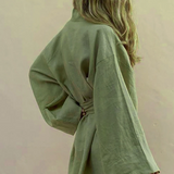 Mini abito kimono casual leggero e di tendenza per le donne