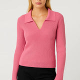 Maglione a coste da donna con collo a V e vestibilità corta