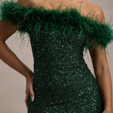 Varel | Abito con paillettes e piume