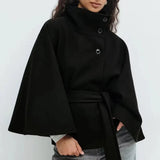 Donna - Cappotto corto con collo ad imbuto - Vita con cintura