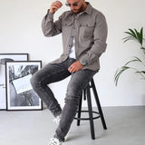 Camicia da uomo con bottoni eleganti e di qualità