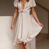 Elegante abito midi in raso con scollo a V profondo da donna maniche a farfalla e gonna asimmetrica fluida