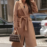 Donna - Cappotto lungo con risvolto a tacche - Cintura in vita
