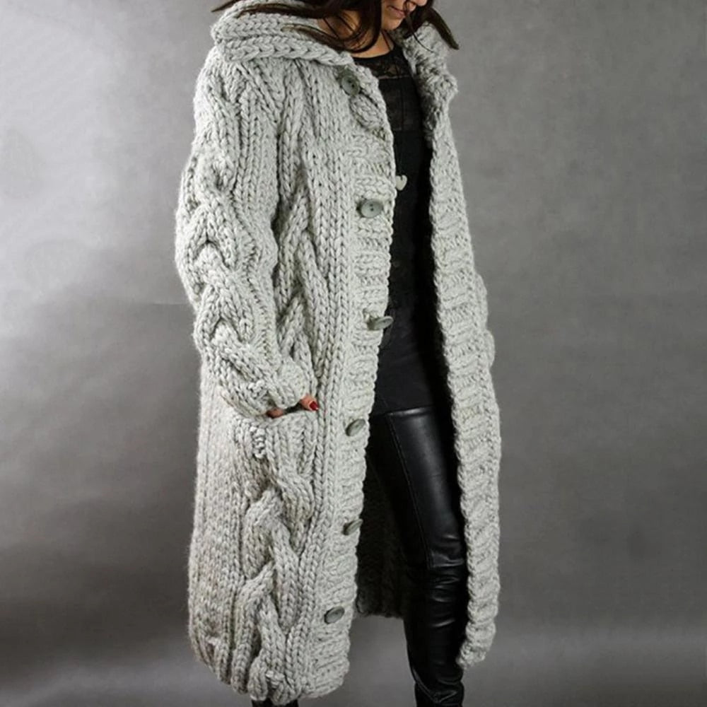 Cardigan lungo da donna in maglia grossa – caldo, con cappuccio e bottoni, ideale per l’inverno