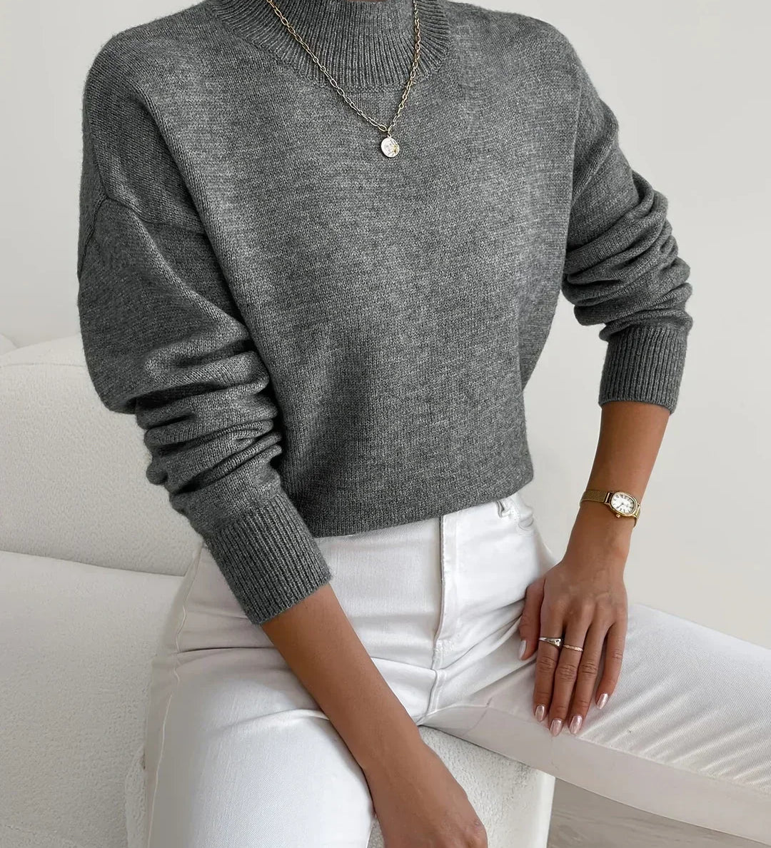 Maglione Donna con Collo Alto – Morbido Maglione Minimalista per Autunno e Inverno