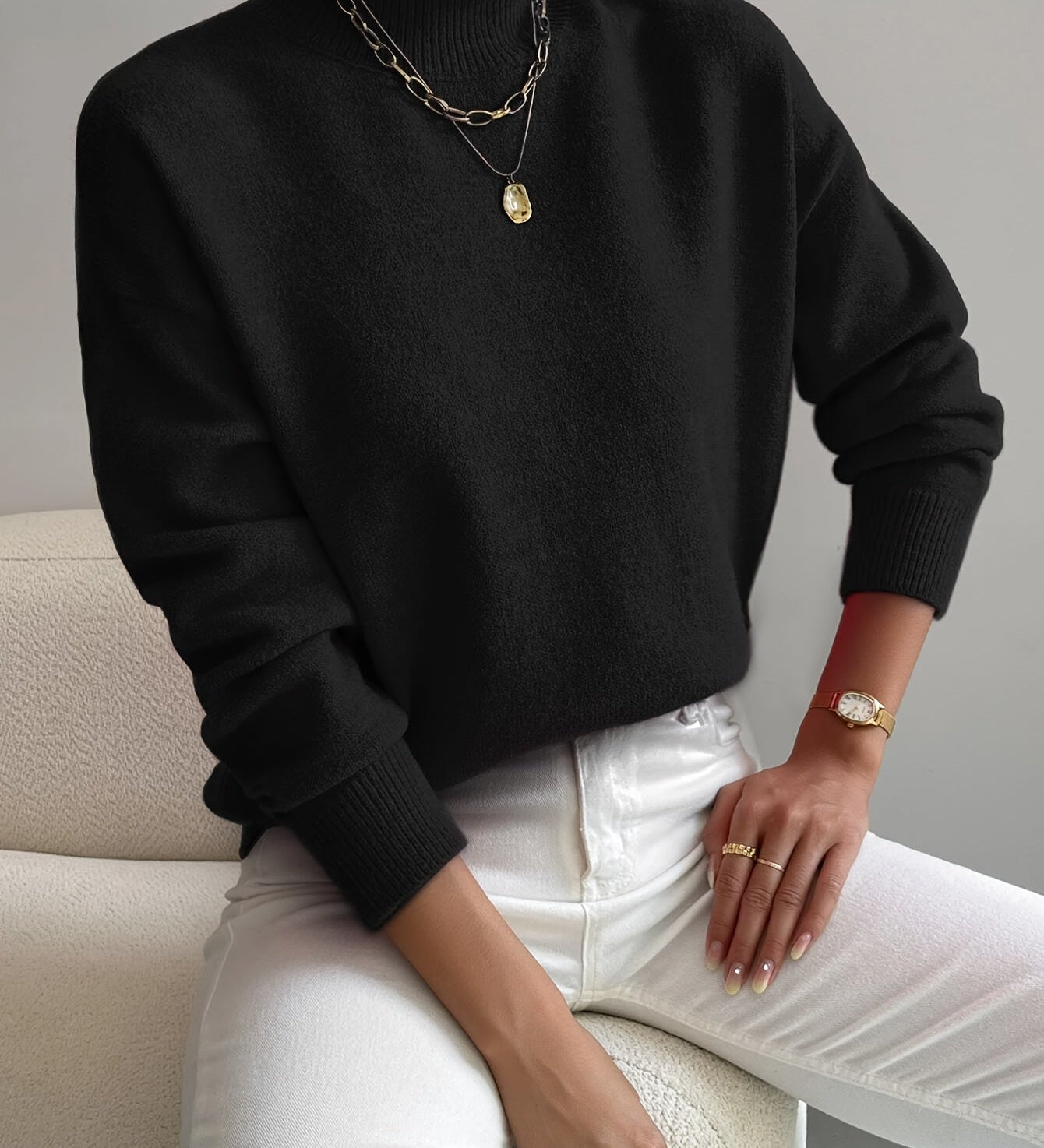 Maglione Donna con Collo Alto – Morbido Maglione Minimalista per Autunno e Inverno