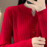 Maglione a coste da donna con scollo a V e patta con bottoni