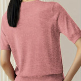 Maglione da donna in maglia fine con maniche corte e bordi a coste