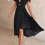 Elegante abito midi in raso con scollo a V profondo da donna maniche a farfalla e gonna asimmetrica fluida