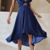 Elegante abito midi in raso con scollo a V profondo da donna maniche a farfalla e gonna asimmetrica fluida