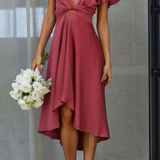 Elegante abito midi in raso con scollo a V profondo da donna maniche a farfalla e gonna asimmetrica fluida