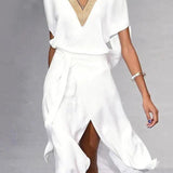Abito midi moderno bianco con scollo a V da donna