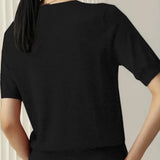 Maglione da donna in maglia fine con maniche corte e bordi a coste